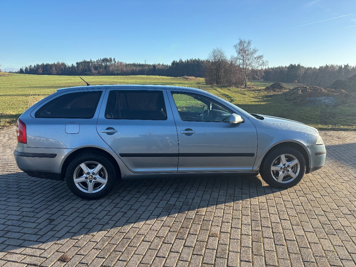 Skoda octavia 2 combi 1.9 Tdi 77kW - 3