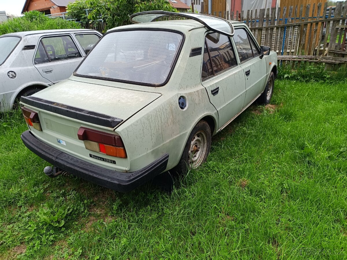 Škoda 120l, - 3