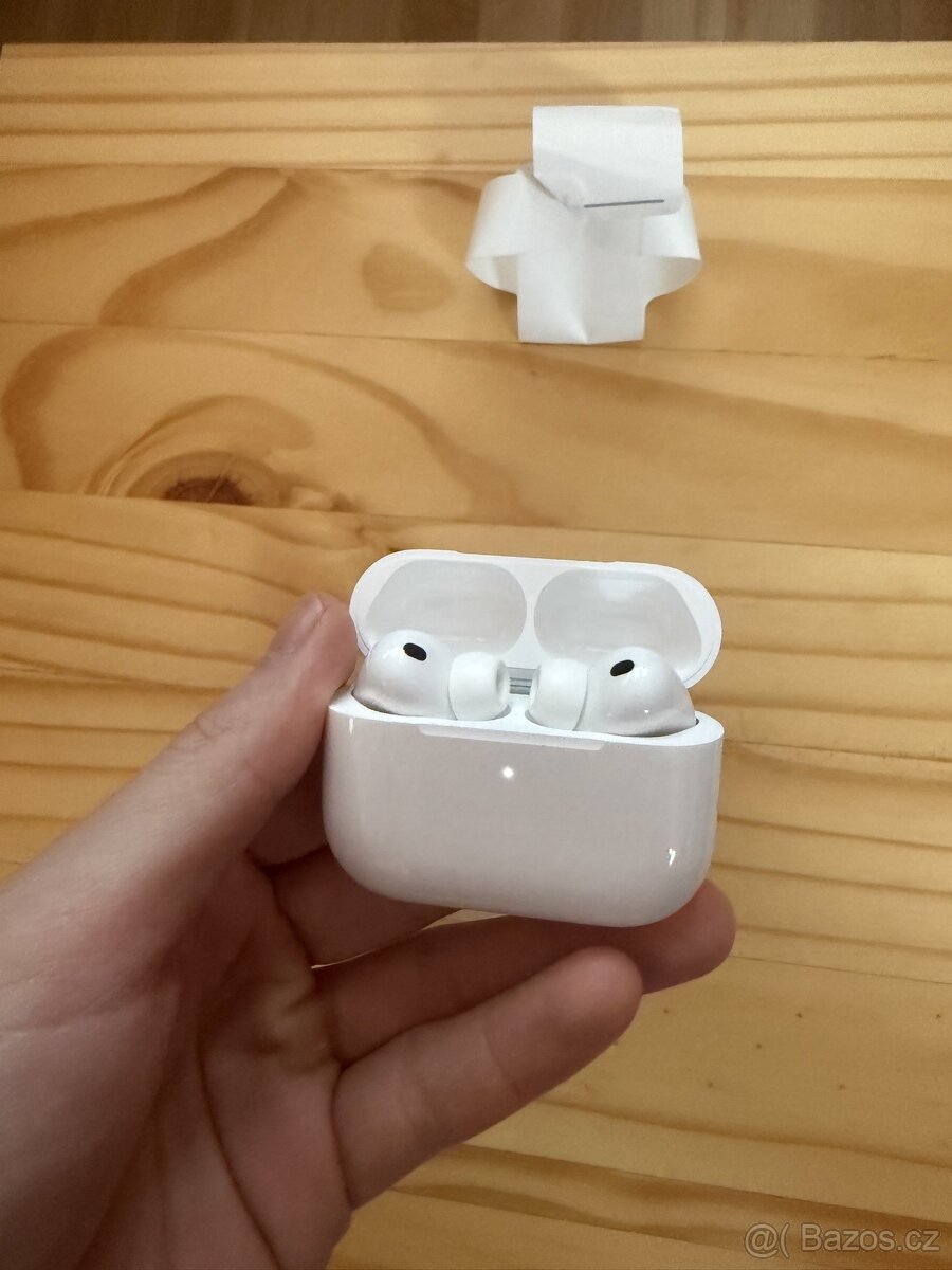 Apple Airpods Pro 3 - nové - 3