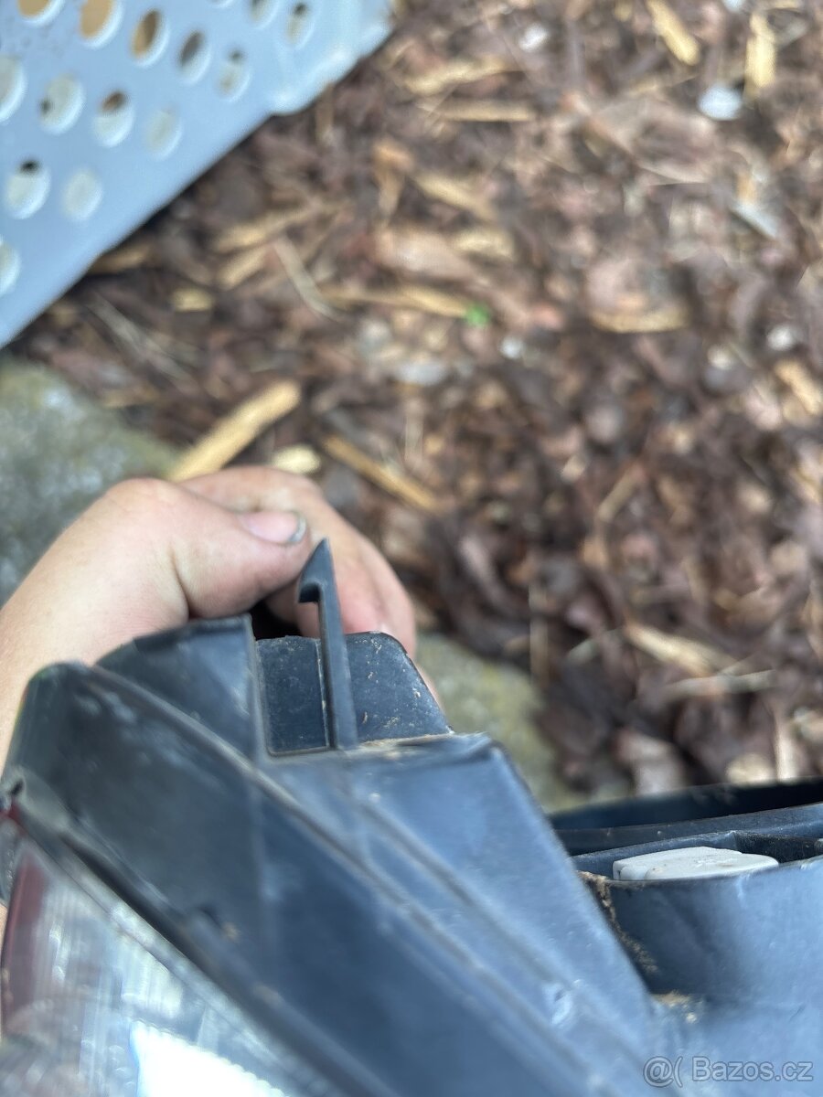 Prave přední světlo Dacia Sandero/Logan - 3