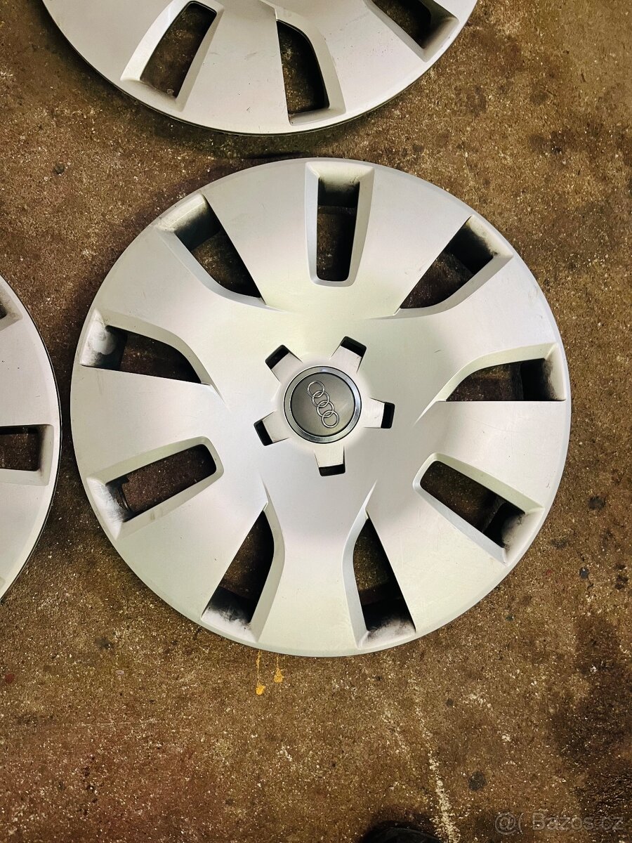 Poklice AUDI R16 - 3