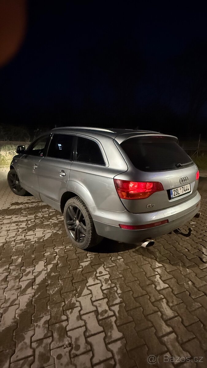 Audi q7 - 3