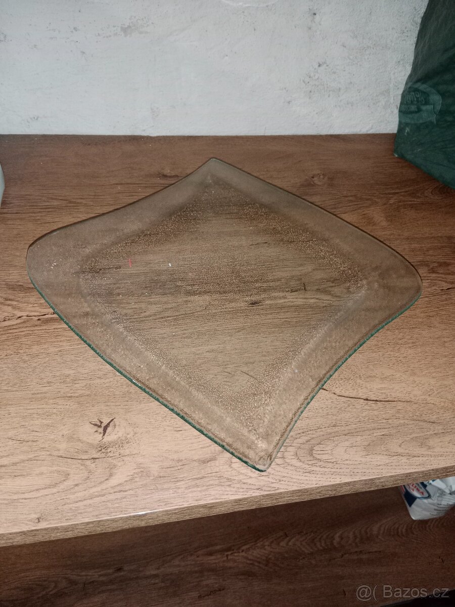 Barvy tácy, přepravky - 3