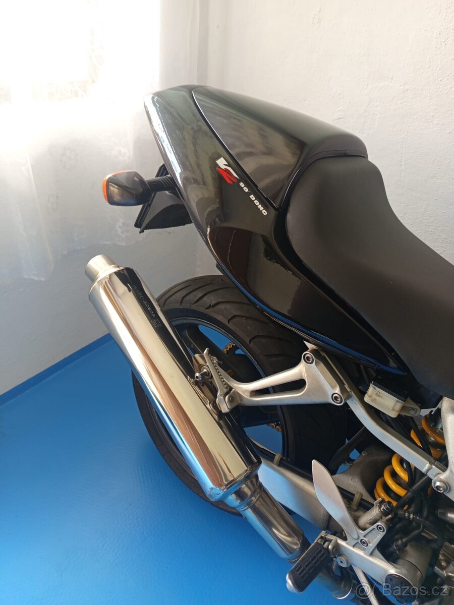 Prodám Honda VTR 1000f - 3