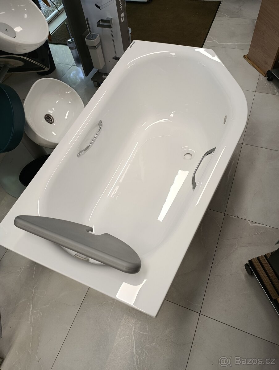Pohodlná asymetrická vana 160 L - 3