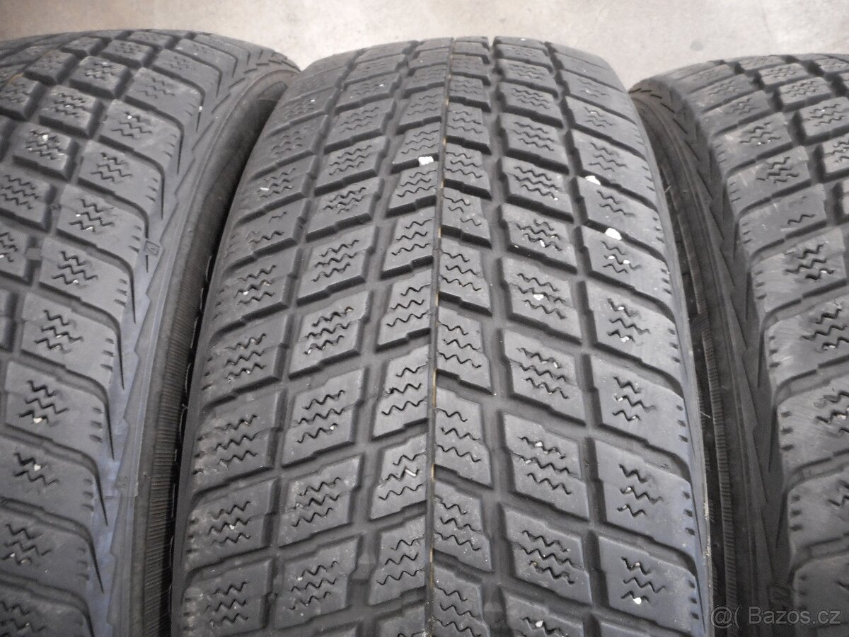 235/60R18 103H - 3