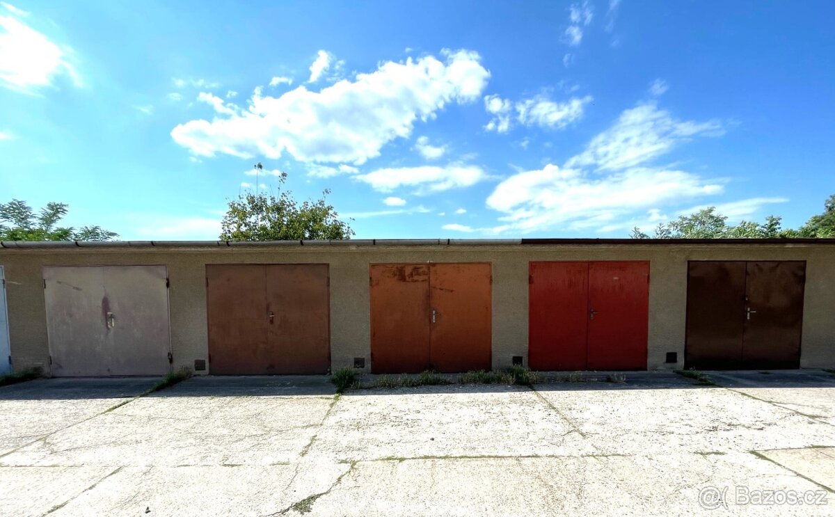 PRONÁJEM GARÁŽE UHERSKÝ BROD, U ŽLEBU - 3