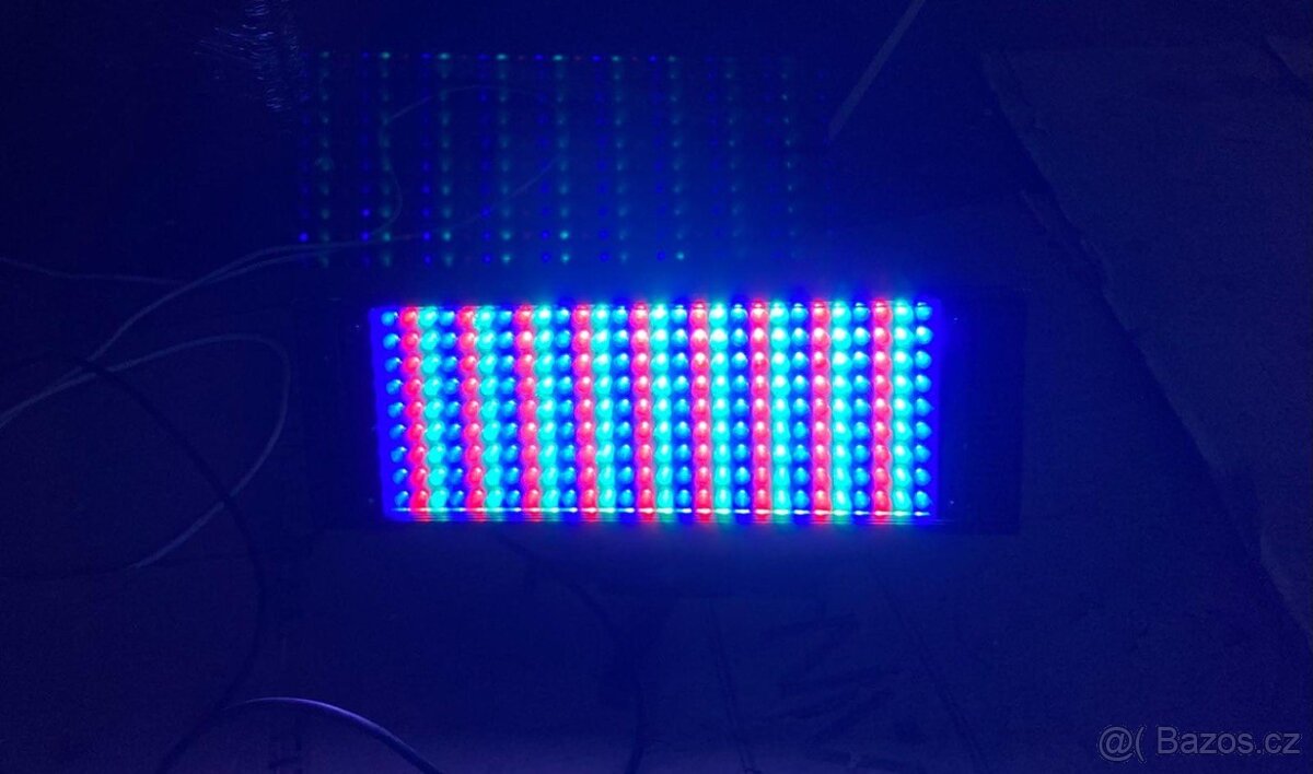 Pronájem - EUROLITE LED FLD-252 RGB 10mm Flood - 3