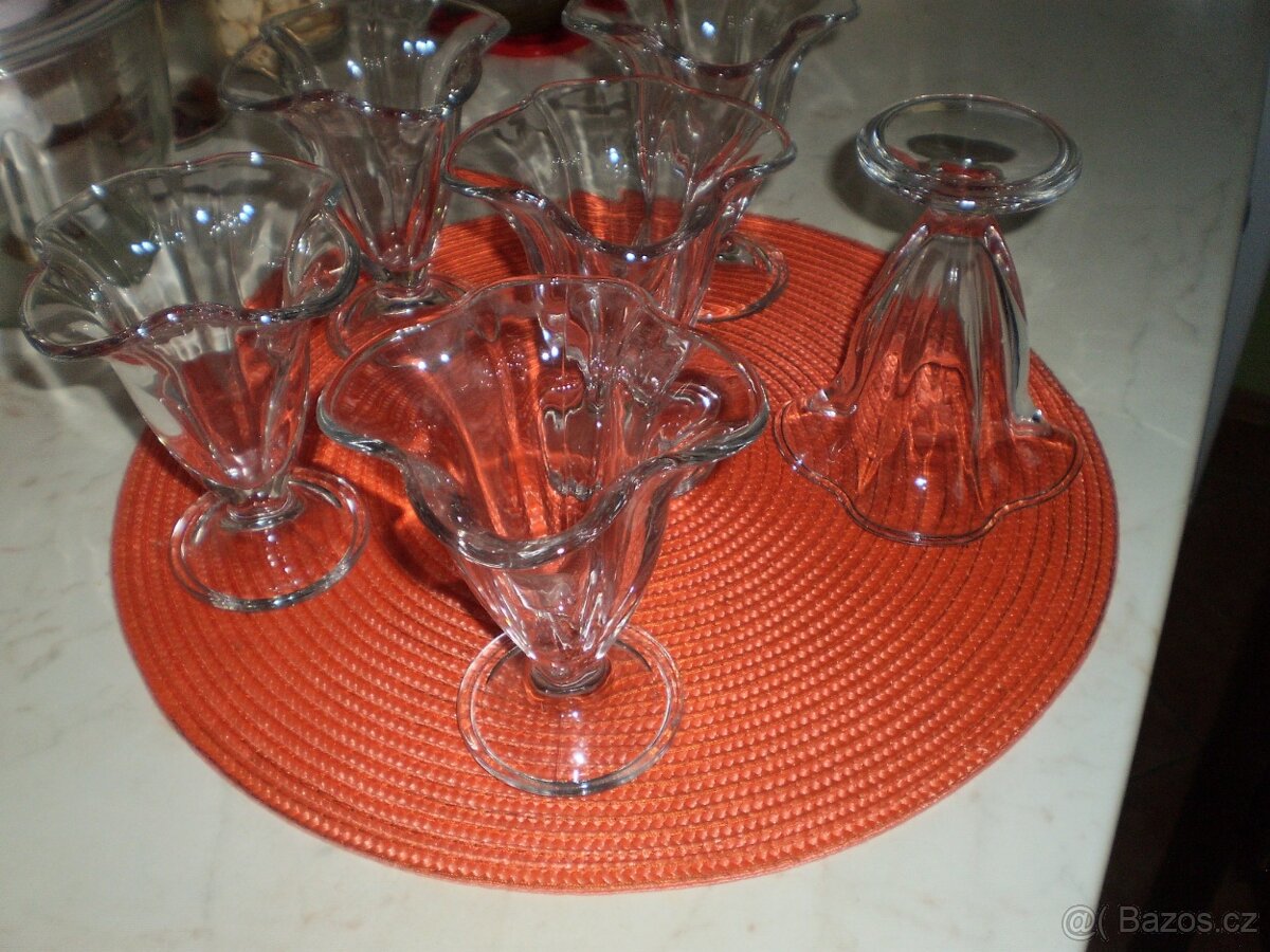 sklo - sklenice - na zmrzlinové poháry ++nové++ 6ks - 3