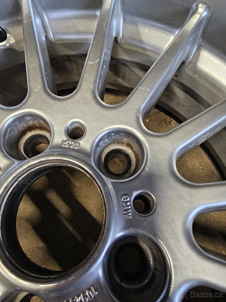 Styling 32 R17 dvourozměr - 3