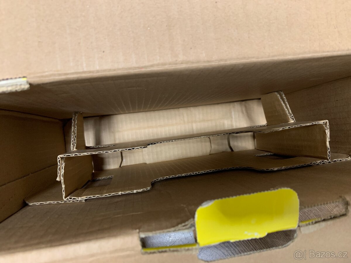 PlayStation 2 Slim + Gran Turismo 4 - 3