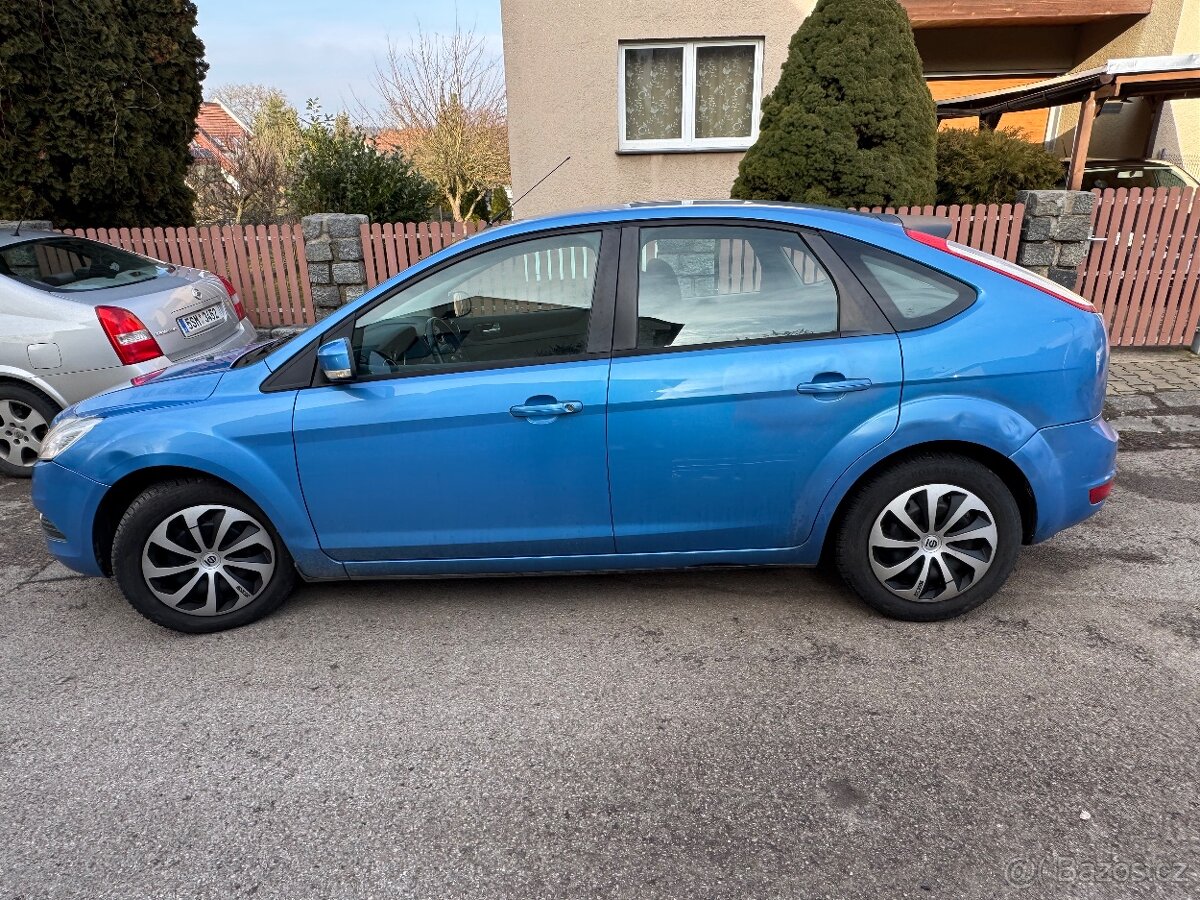 Prodám Ford Focus 1.6 benzín Facelift (mk2)2011 - 3