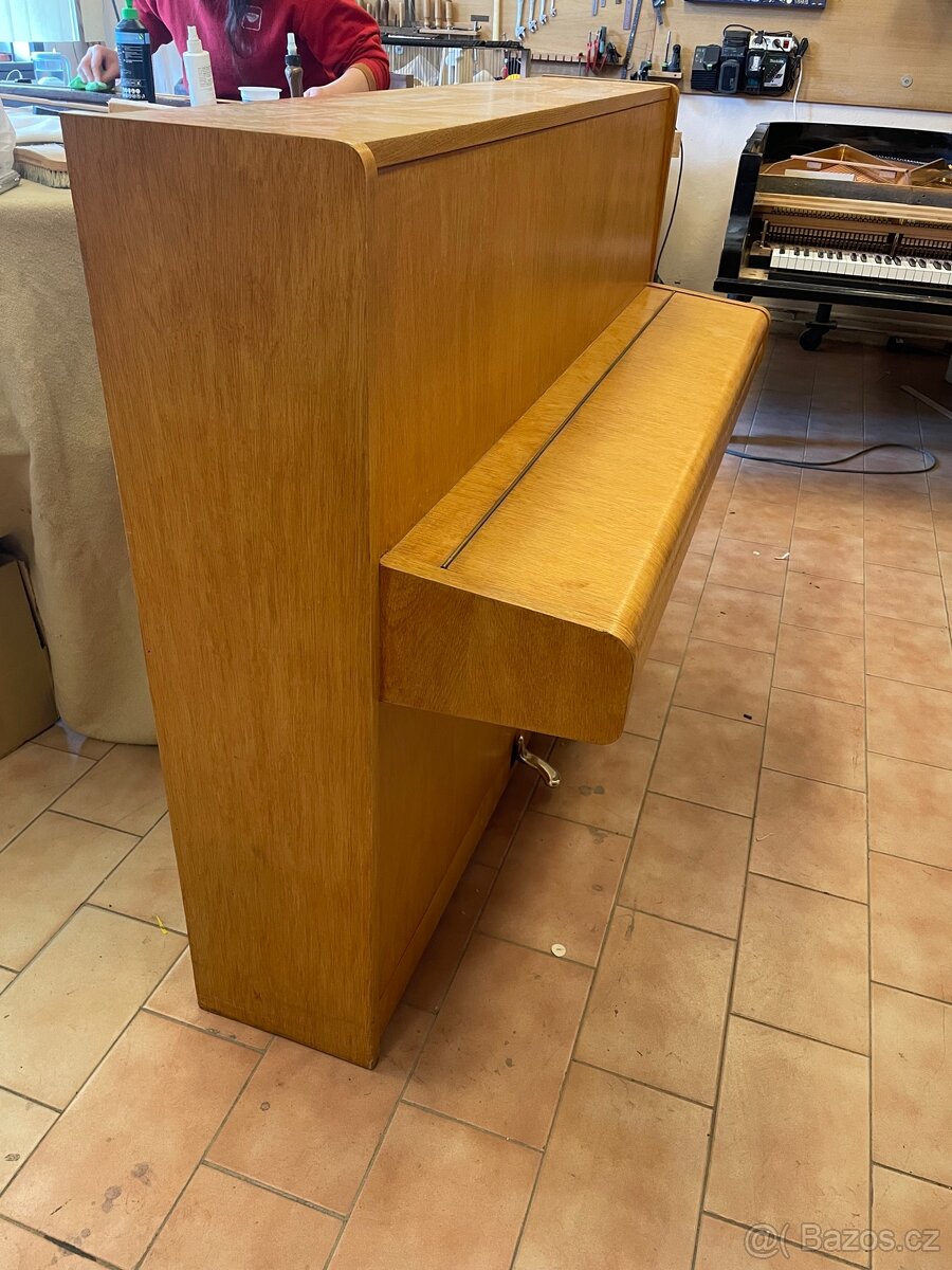 Pianino Schölze 110 jasan - 3