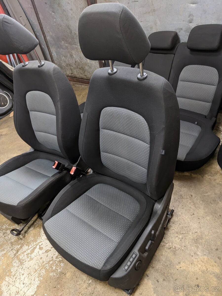 Sedačky, tapeci Superb II - combi - 3