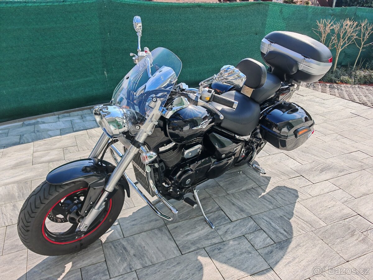 Suzuki Intruder M800 - 3