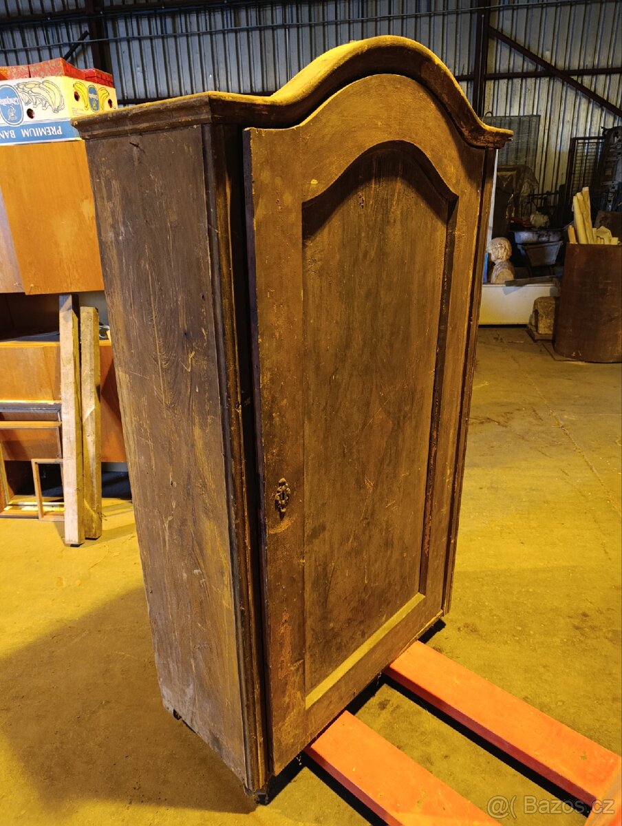 Šatní skříň - 3