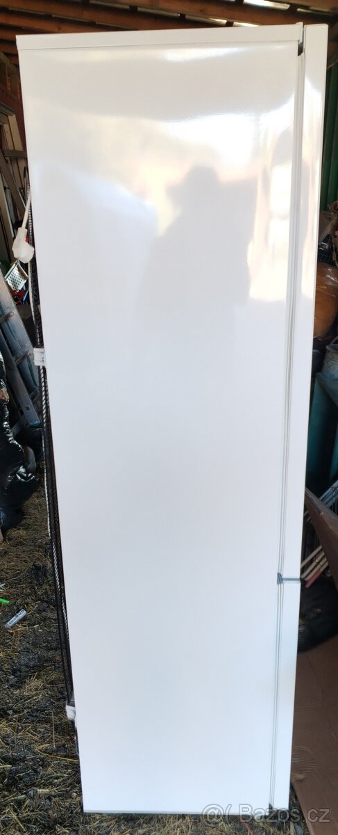 Lednice s mrazákem Beko - 3