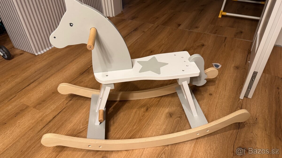 Houpací koník Goki White Star - 3