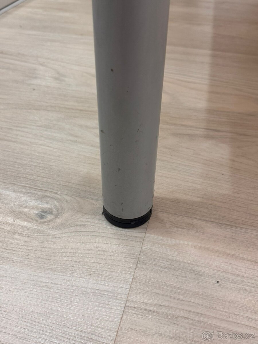 Prodám kancelářská stůl - 3