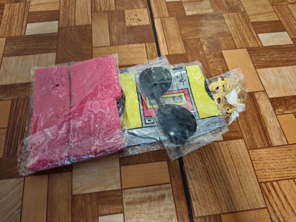 Prodám 4 X kosým retro teplákovek na párty , - 3