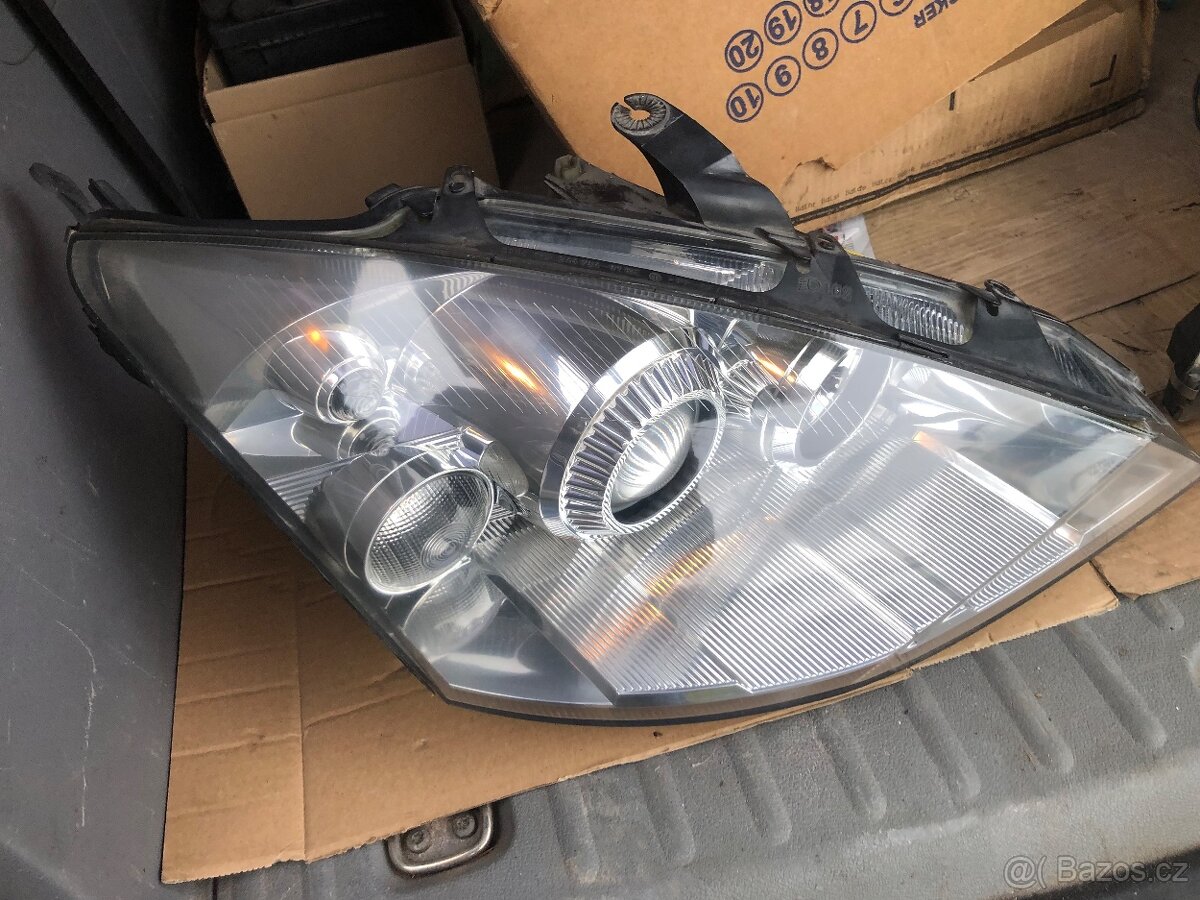 XENONY FORD FOCUS 1 Original - 3