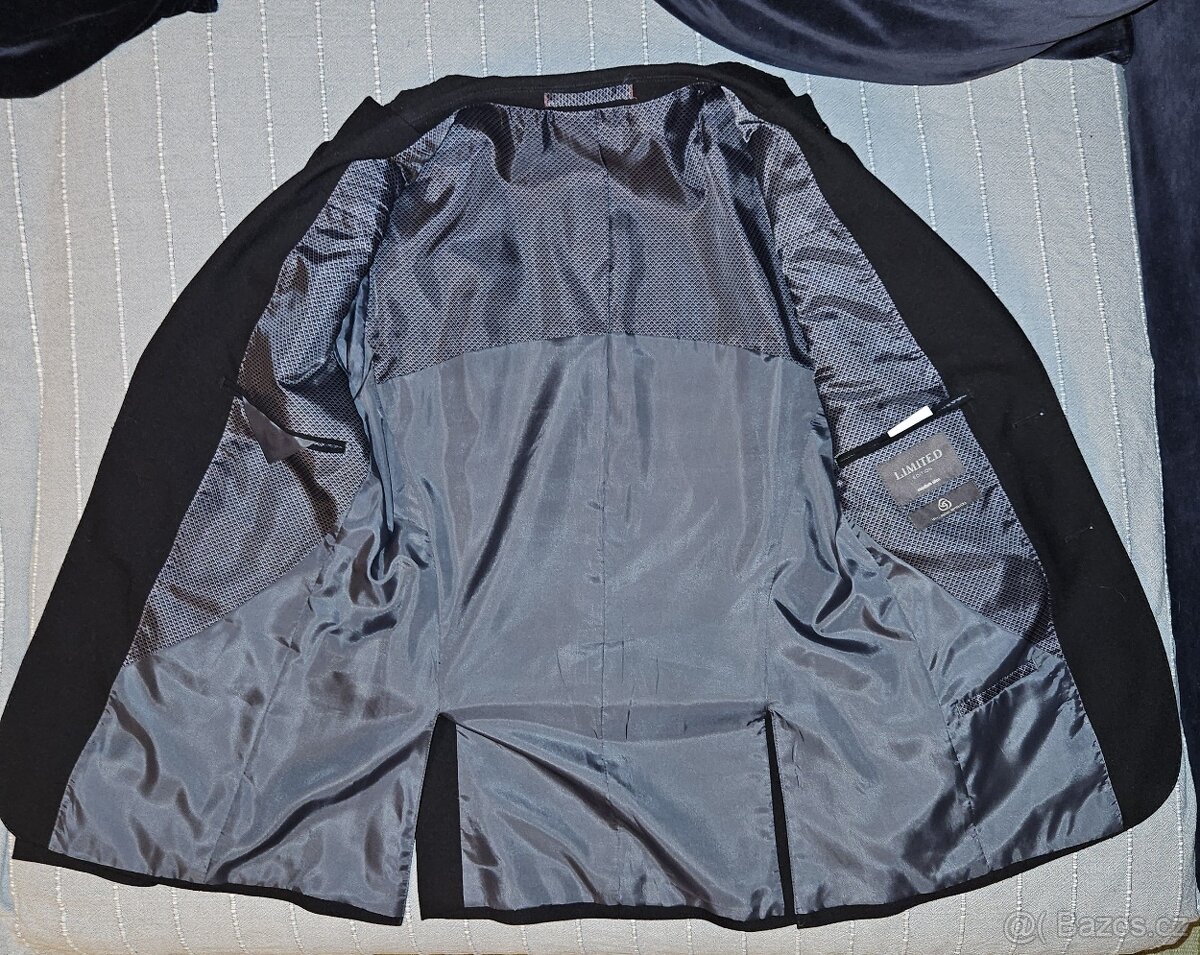 Prodám pánský černý oblek Mark&Spencer, velikost 46 - 3