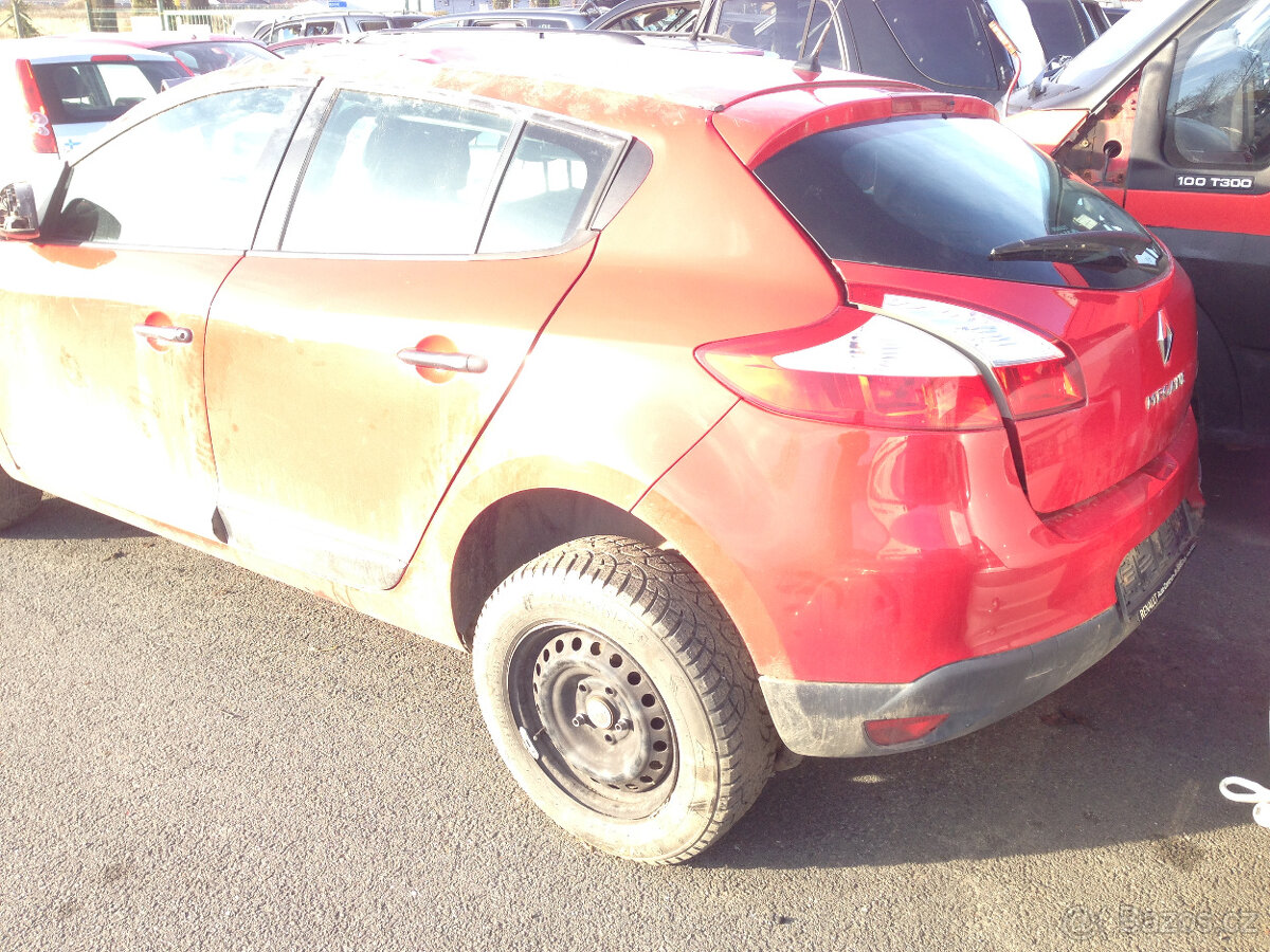 Renault Megane 3 1,6 16V 74kW 2011 III HB - díly - 3