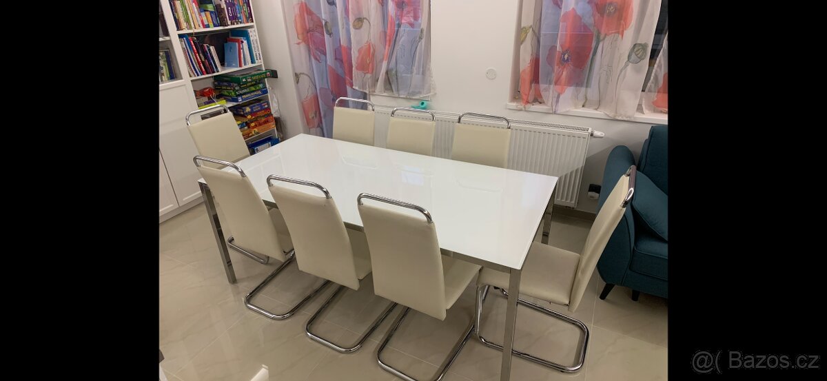 Stůl IKEA + 6 židlí zdarma - 3