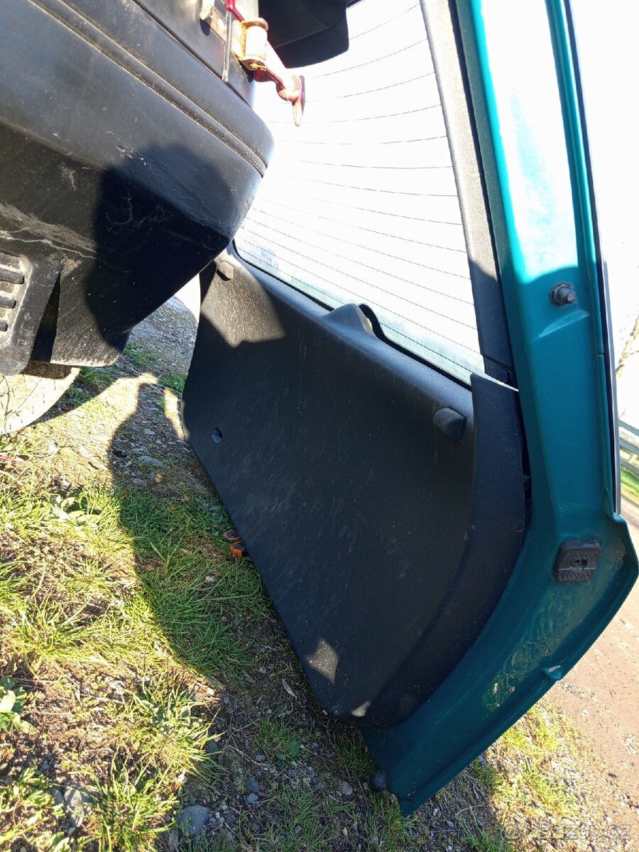 zadní dveře na Fabia I - 3