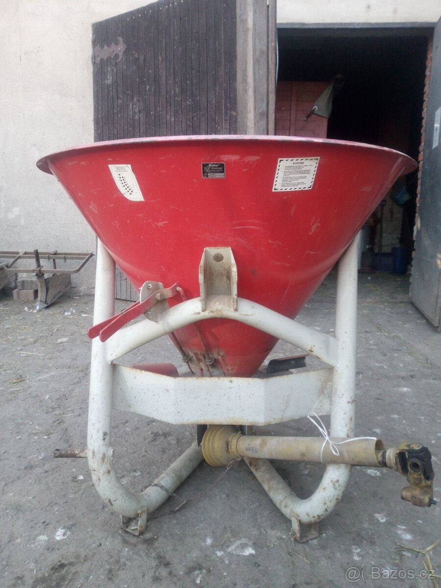 Rozmetadlo průmyslových hnojiv - 3