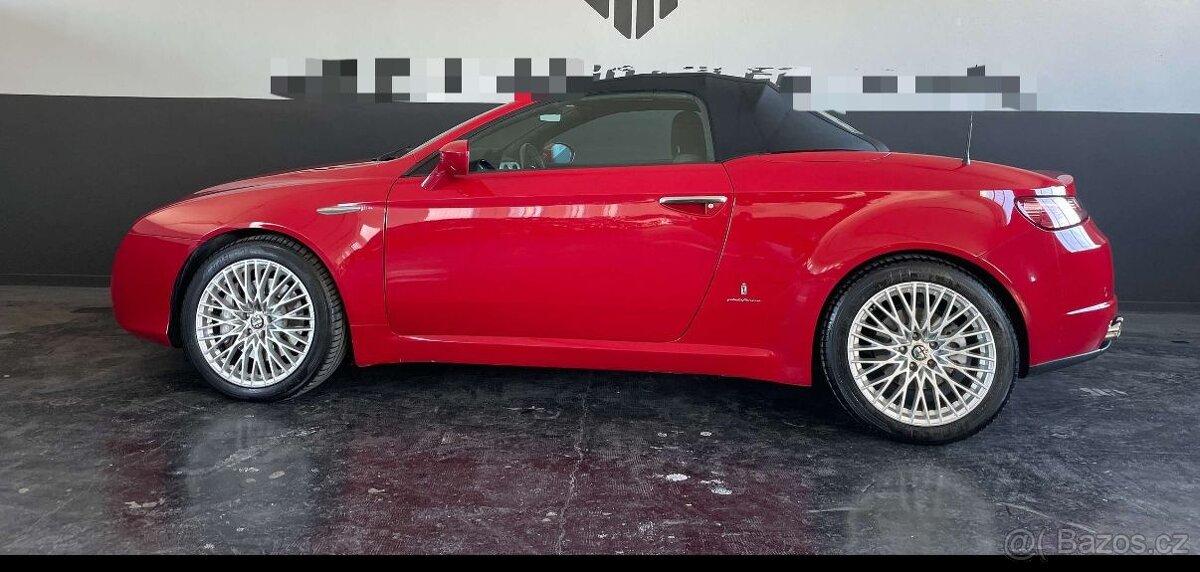 Alfa Romeo Spider - 3