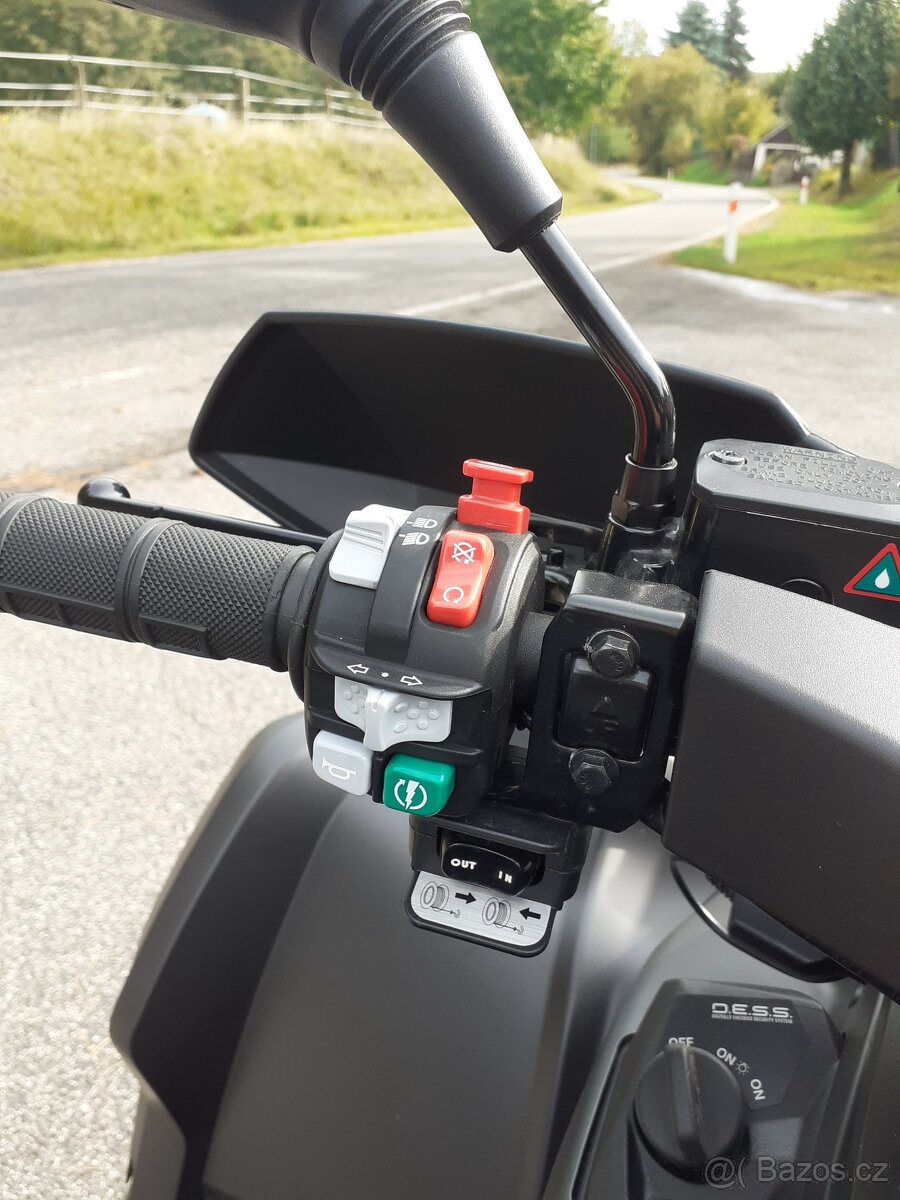 Can-am Outlander Max 1000 XTP ABS