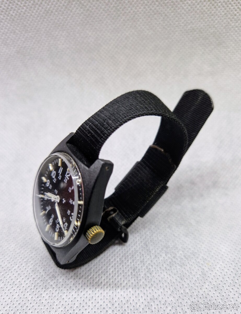 Armádní hodinky Marathon US, Mil-W-46374E, září 1990 - 3