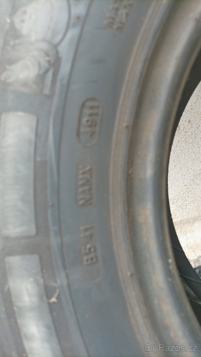 Michelin Agilis 235/65 R16C - 3