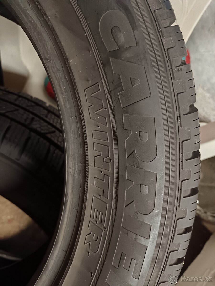 Zimní Pirelli 215/60 R17C - 3
