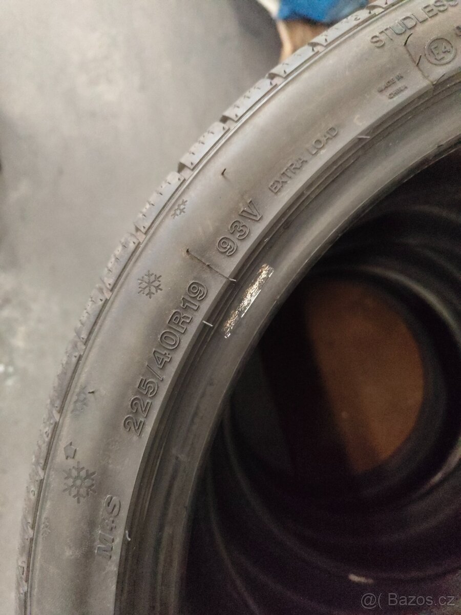 Zimní pneumatiky 225/40 r19 - 3