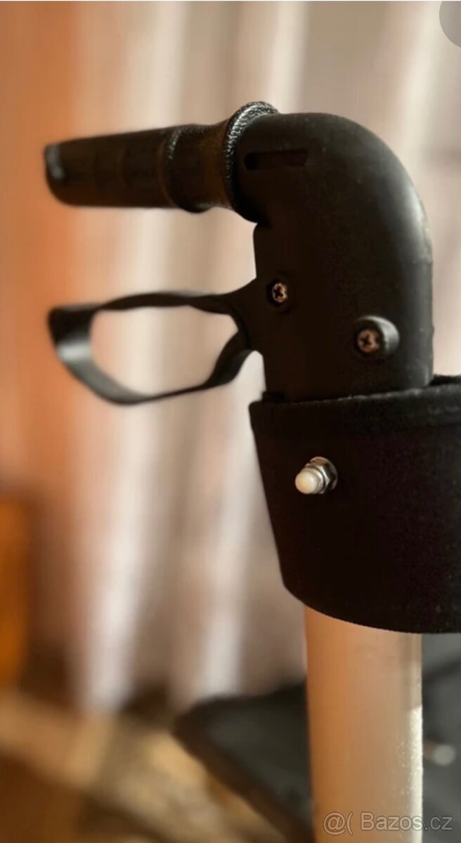 Chodítko pro seniory - 3