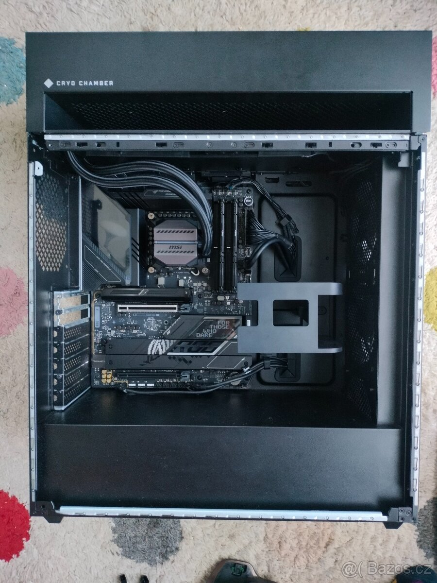 Nový herní RTX 5080; Ultra 9 285 K; Z890; 64GB DDR5;SSD 4TB - 3