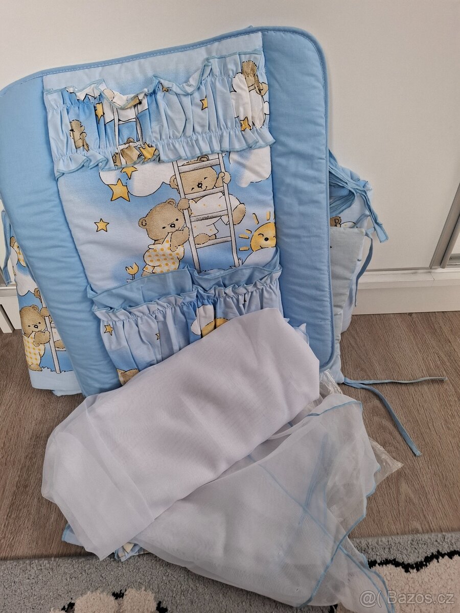 Nebesa nad postýlku - 3