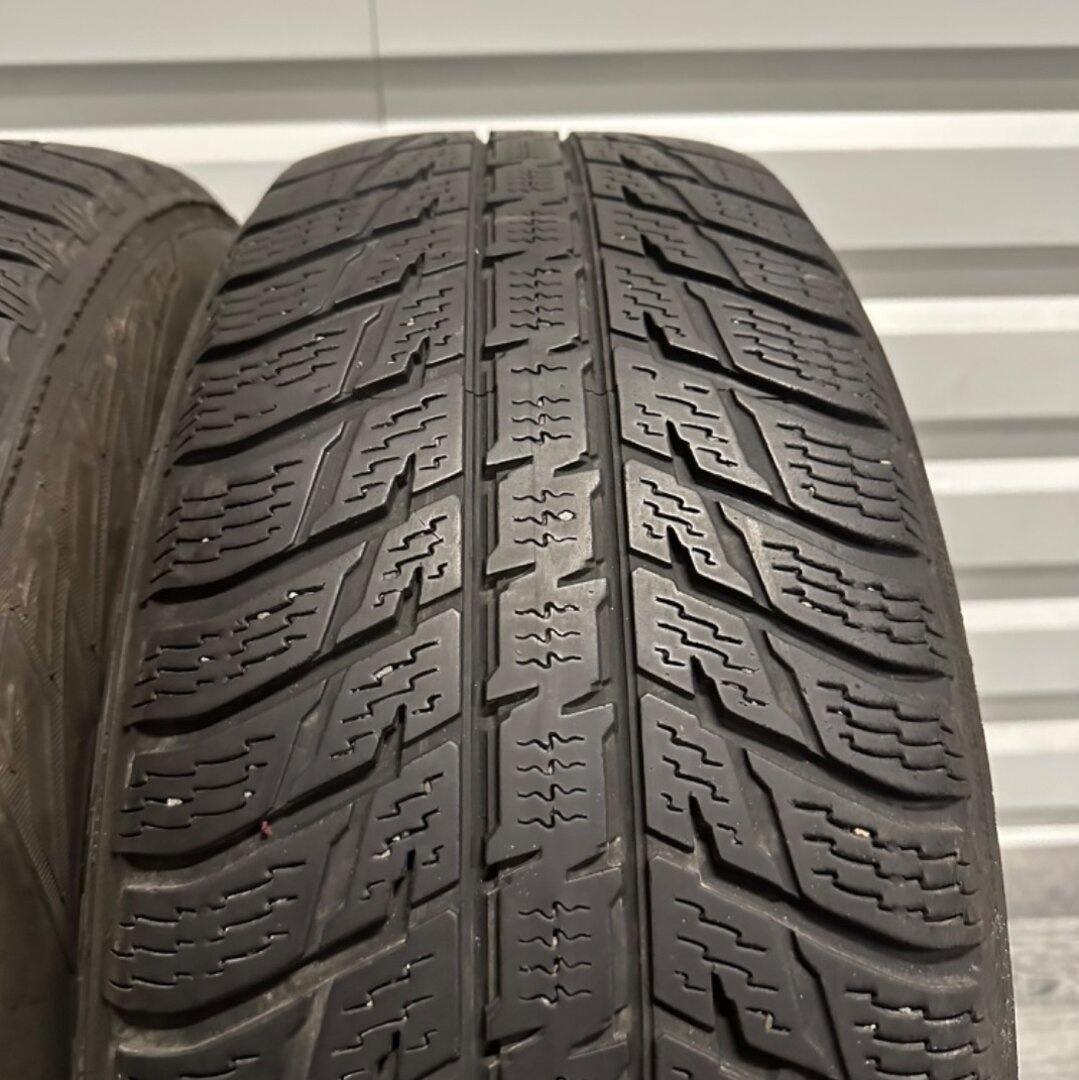 2ks pneu 225/65/17 NOKIAN - 3