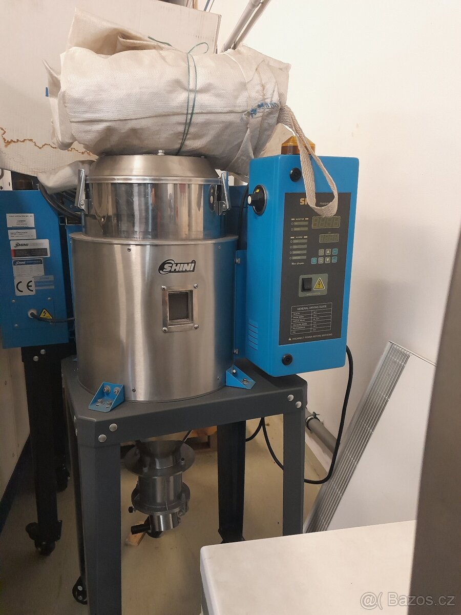 prodám vstřikovací lis Babyplast - 3