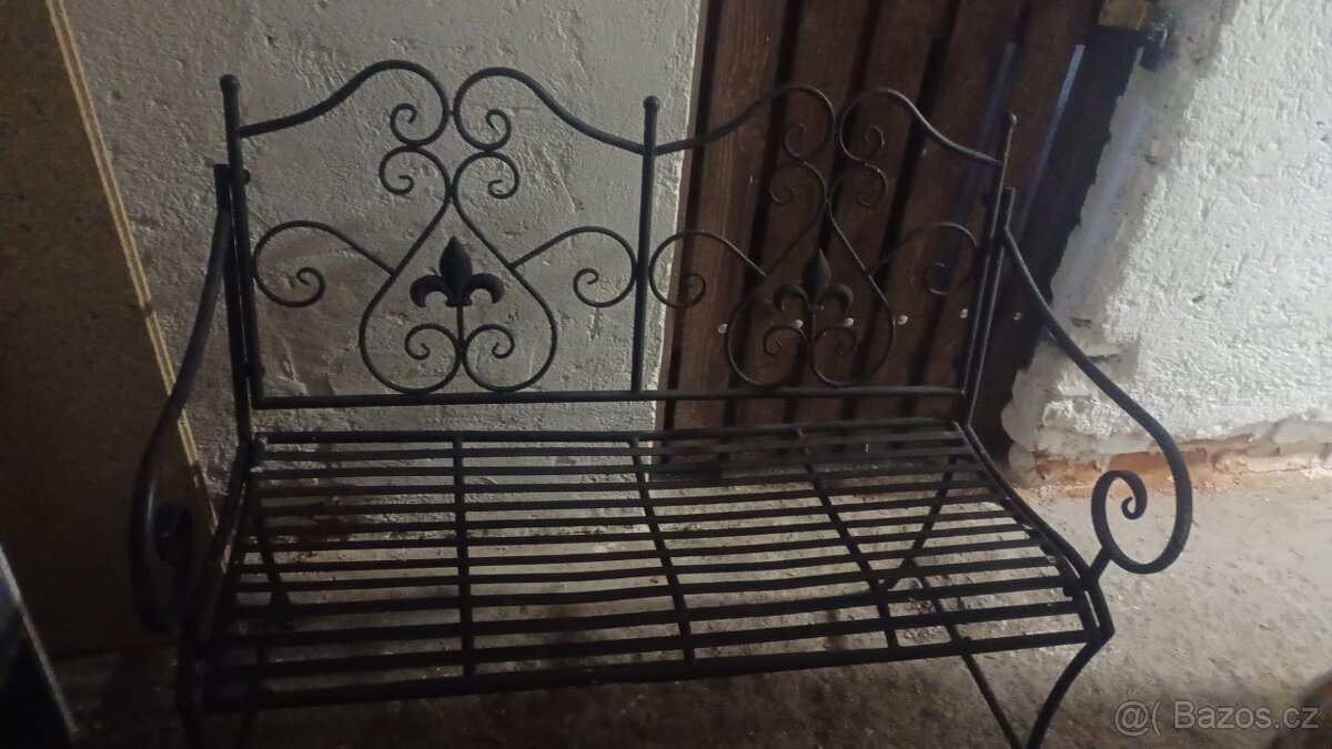 Zahradni lavicka - 3