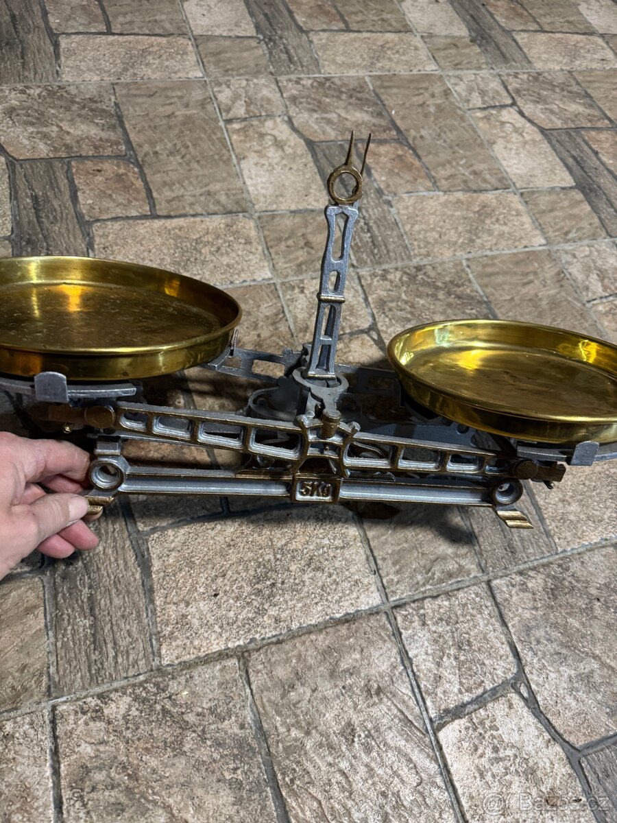 Vahy starožitné - 3