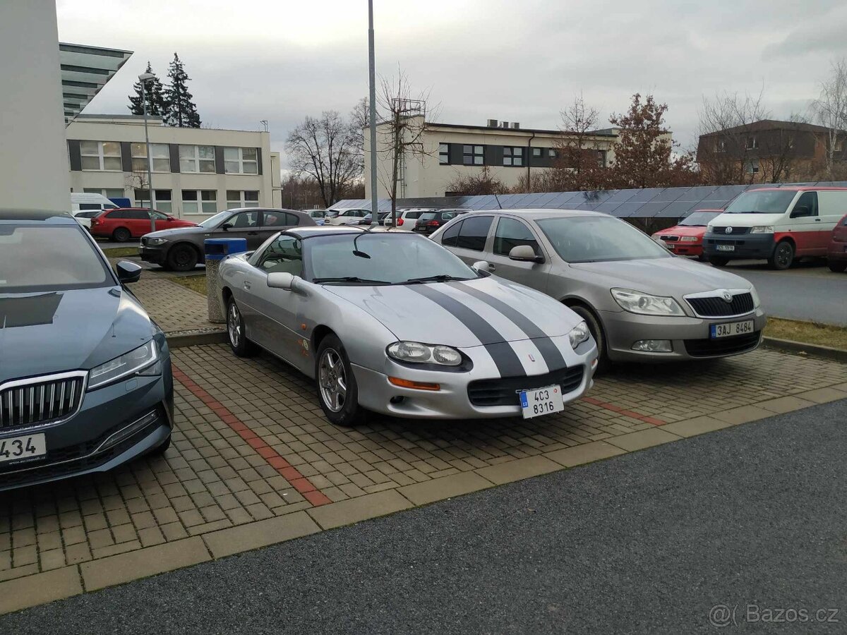 Camaro chevrolet 4 generace v6 automat - 3