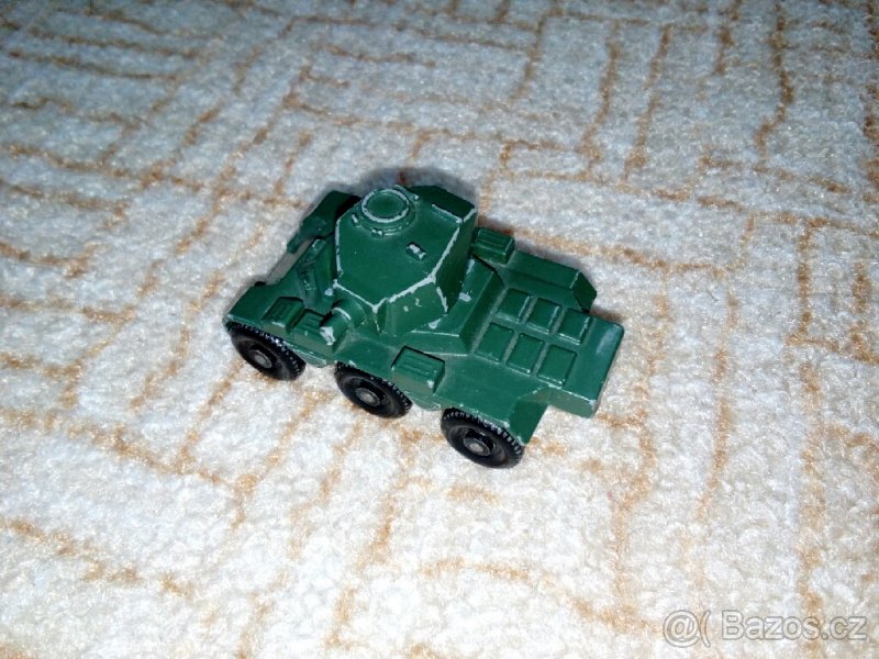 LESNEY - TANK - 3