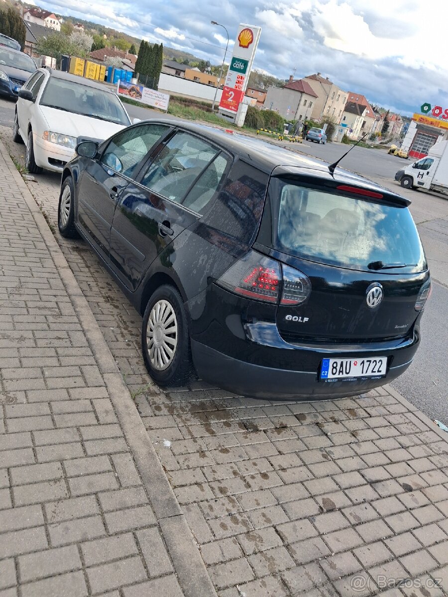 Golf 5 - 3