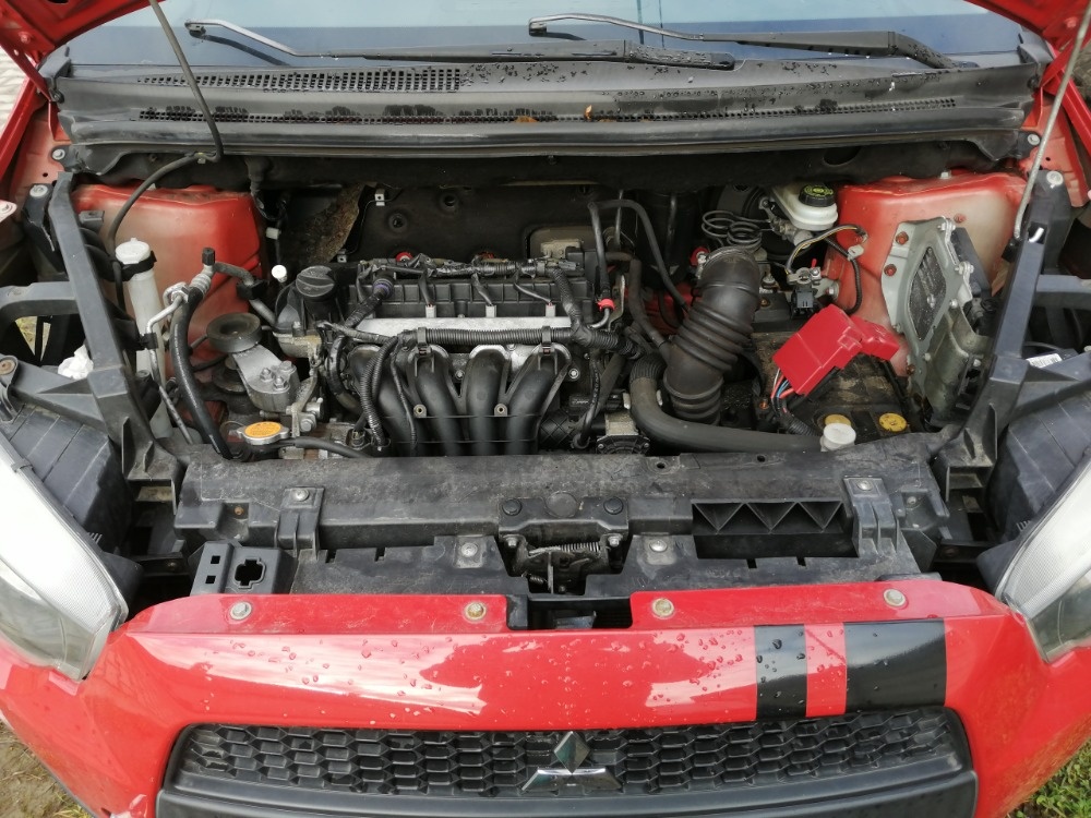 Mitsubishi Colt 2009,třídveřový - 3