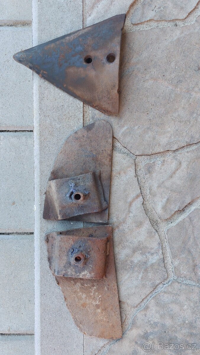 Odhrnovací plechy na P320 - RS 09 - 3