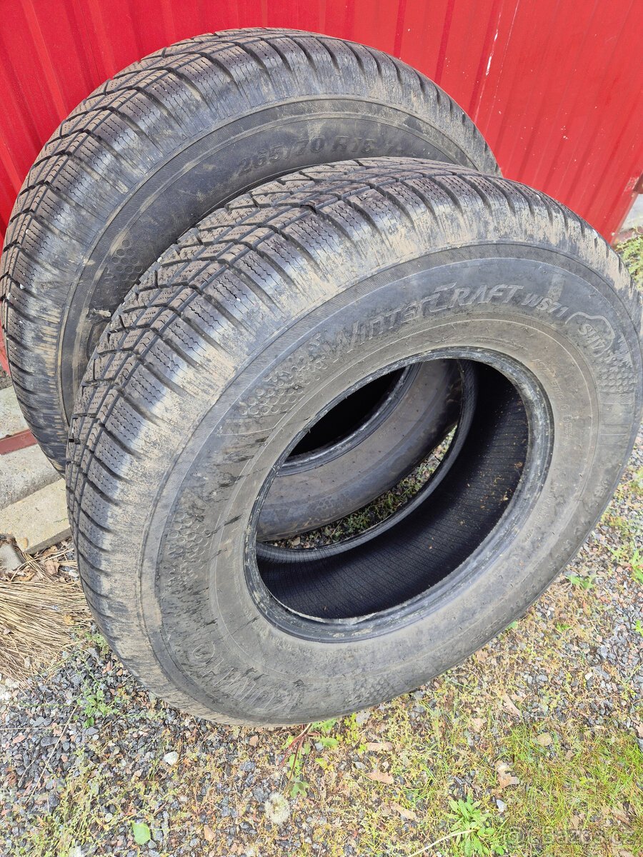 265/70 R16 Kumho WinterCraft WS71