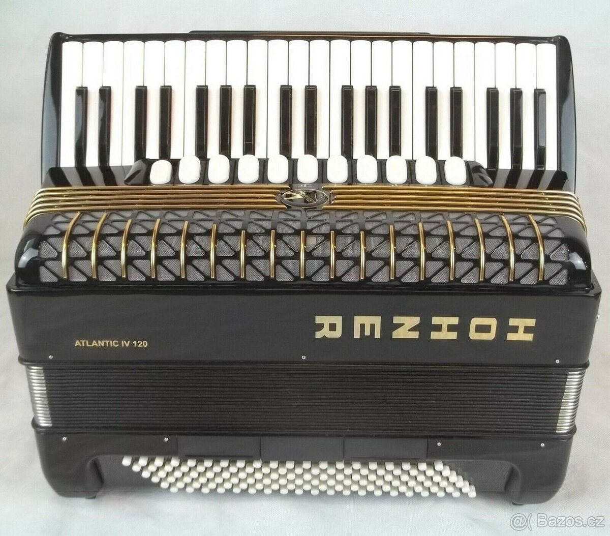HOHNER ATLANTIC IV 120 Klavírní akordeon 120 Basy 4 Ch. AKOR - 3